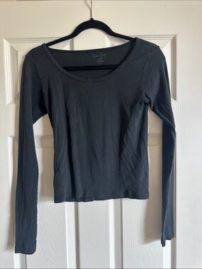 Brandy Melville Black Scoop Neck Long Sleeve Top